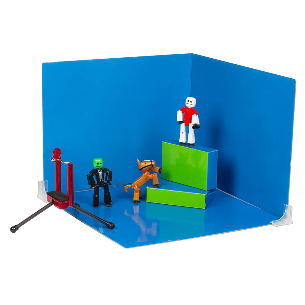 #Style_2 Stikbots & 1 Horse (Tuxedo)